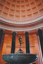 Statue image